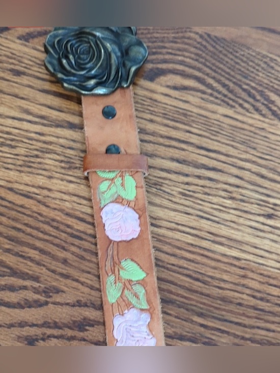 ESCADA Collaboration Women’s Hand Painted Tan Leather Belt Metal Rose Buckle 32 main image 9